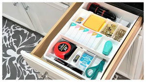 Now, that the holidays are over :( It's time to get our homes back into shape starting with my chaotic ''Junk Drawer''